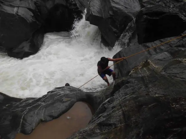 Cascada del río en temporada de lluvias